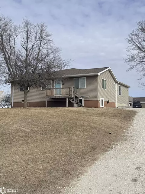 2004 295th Ave, Fort Madison, IA 52627
