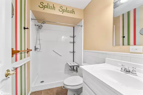 Bath - 511 7th St, Maxwell, IA 50161 photo 2 of 2