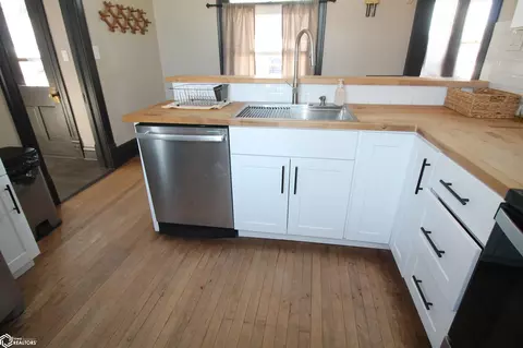 Kitchen - 502 Broad Ave, Stanton, IA 51573 photo 4 of 4