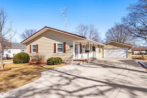 502 S 8th Ave, Washington, IA 52353