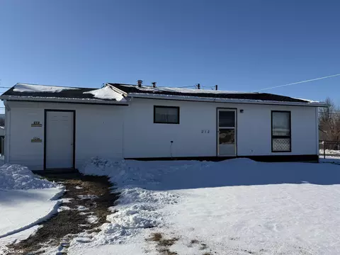 212 N 14th Ave, Marshalltown, IA 50158