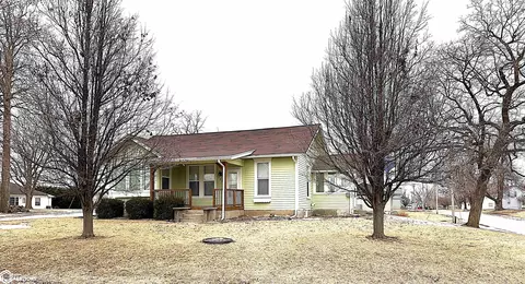 507 E Dallas St, Montezuma, IA 50171