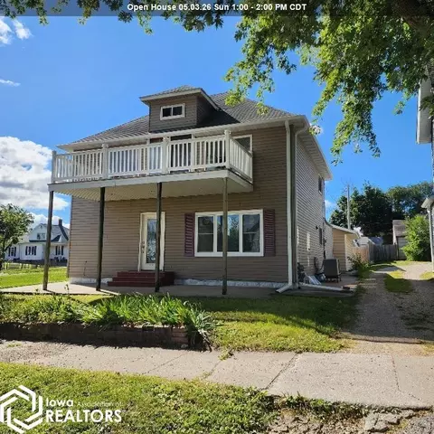 604 W Boone St, Marshalltown, IA 50158
