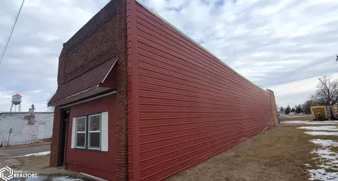 210 Main St, Elliott, IA 51532