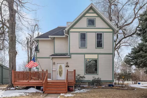 1204 3rd Ave, Grinnell, IA 50112