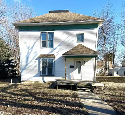 1016 Stevens St, Iowa Falls, IA 50126