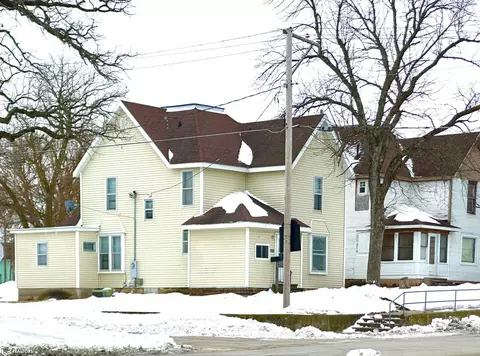 122 Oak St S, Iowa Falls, IA 50126