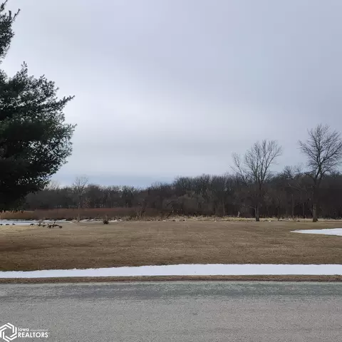 1902 W River Dr, Humboldt, IA 50548