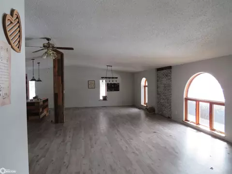 Living - 404 5th St SW, Hampton, IA 50441 photo 1 of 3