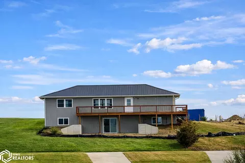 1000 Lake Cir, Ellston, IA 50074