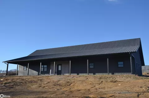 32880 437th St, Unionville, IA 52594
