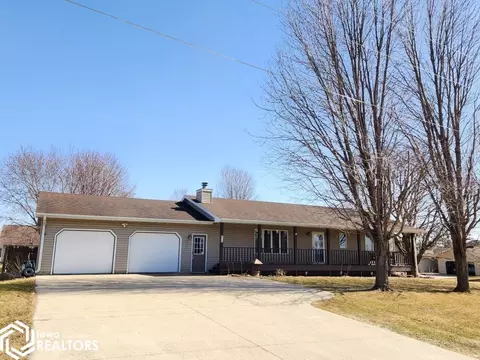 929 1st St S, Rockwell, IA 50469