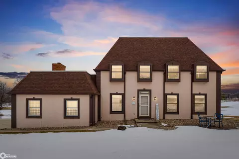 1406 Fairway Dr, Marshalltown, IA 50158