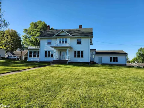 406 E Ross St, Toledo, IA 52342