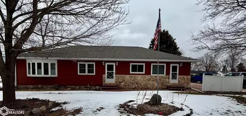 401 W Washington St, Dows, IA 50071