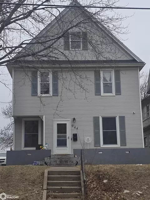 944 N Court St, Ottumwa, IA 52501