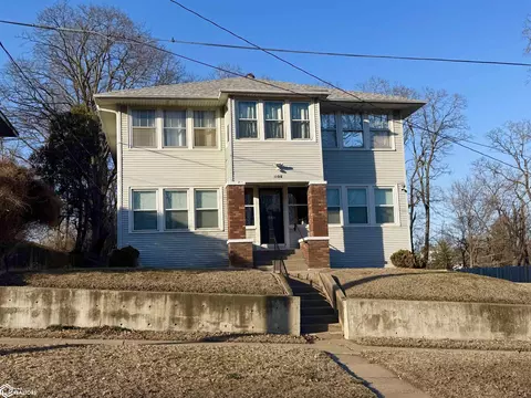 1108 Jefferson St, Burlington, IA 52601