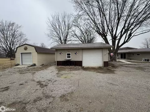 Exterior - 23873 160th Ave, Centerville, IA 52544 photo 3 of 13