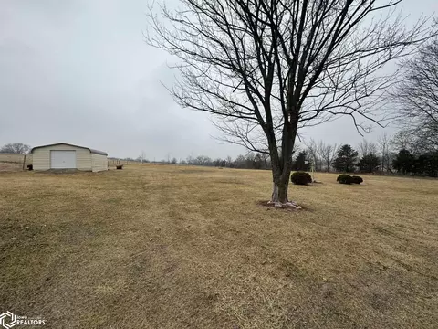 Exterior - 23873 160th Ave, Centerville, IA 52544 photo 10 of 13