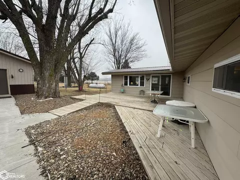 Exterior - 23873 160th Ave, Centerville, IA 52544 photo 7 of 13