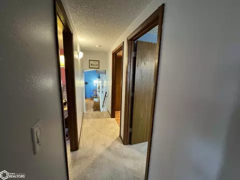 Entry Way - 23873 160th Ave, Centerville, IA 52544 photo 2 of 3