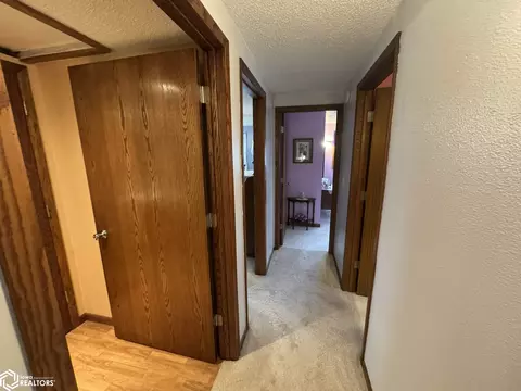 Entry Way - 23873 160th Ave, Centerville, IA 52544 photo 1 of 3