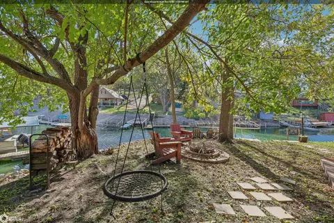 1331 Tomahawk Trl, Ellston, IA 50074