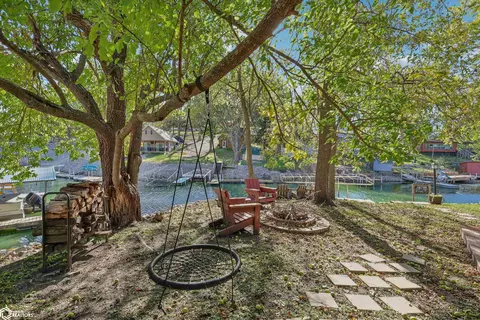 1331 Tomahawk Trl, Ellston, IA 50074