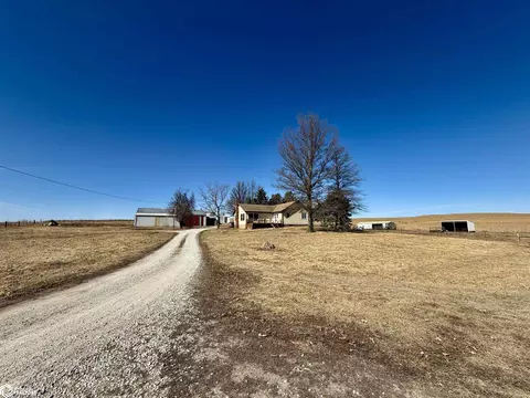 1785 W Ave, Clarinda, IA 51632