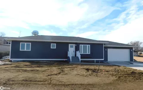 103 Southern Heights Cir, Schleswig, IA 51461