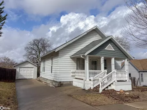 606 N Elm St, Creston, IA 50801