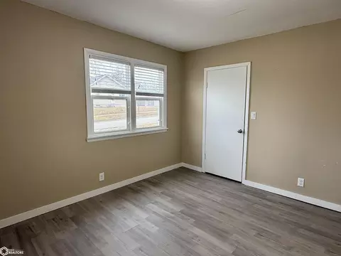 Bedroom - 421 5th St, Manning, IA 51455 photo 3 of 7