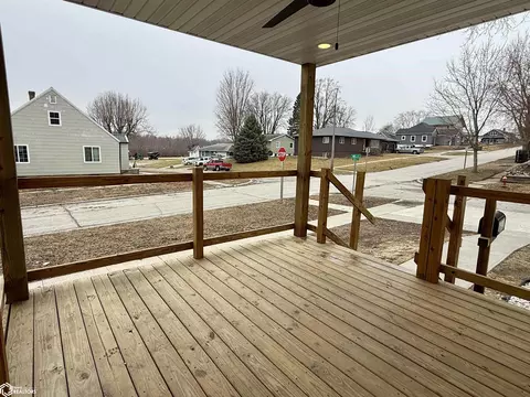 Exterior - 421 5th St, Manning, IA 51455 photo 5 of 8