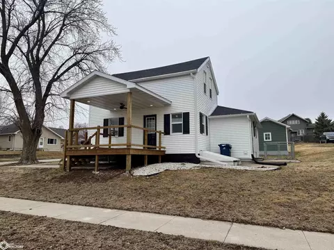 Exterior - 421 5th St, Manning, IA 51455 photo 3 of 8