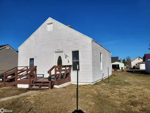 307 N 11th Ave, Marshalltown, IA 50158