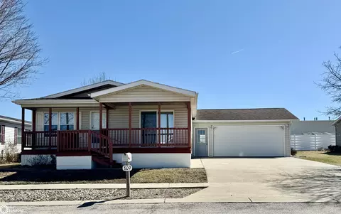 809 Goldenshores, Creston, IA 50801