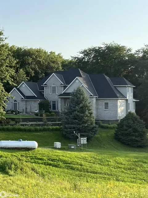 2132 Tahoe Pl, Clarinda, IA 51632
