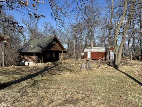 4312 Shady Lane Dr, Brooklyn, IA 52211