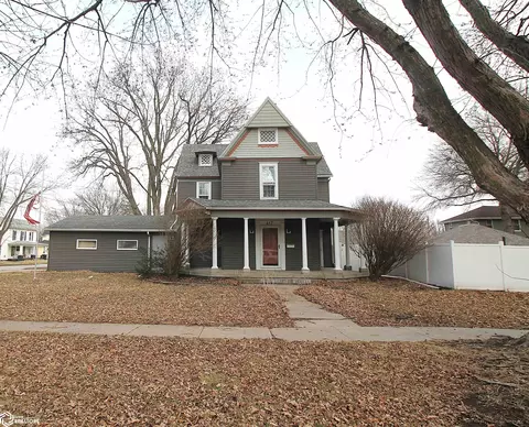 417 N 15th St, Clarinda, IA 51632