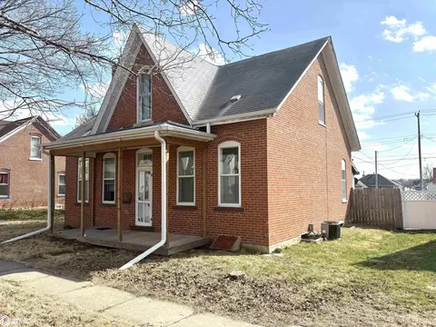 1318 Avenue D, Fort Madison, IA 52627