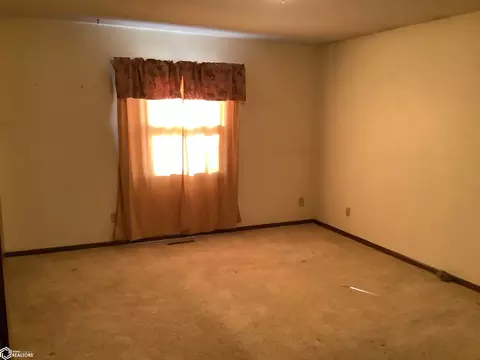 Bedroom - 708 3rd Ave SE, Hampton, IA 50441 photo 4 of 4