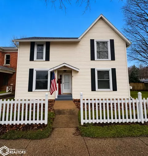 1117 Avenue D, Fort Madison, IA 52627