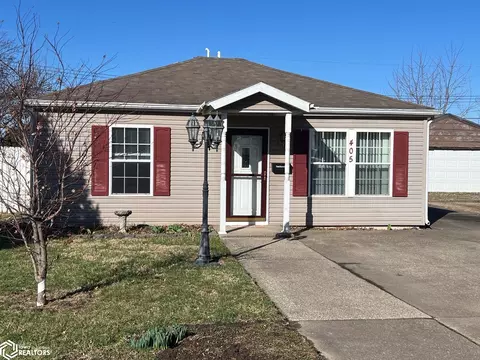 405 Cottage Grv, West Burlington, IA 52655