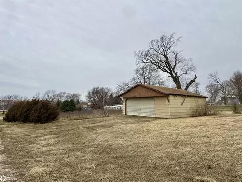 101 3rd, Gray, IA 50110