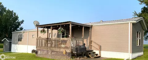 5339 Calvary Trl, Melrose, IA 52569