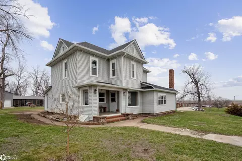 318 E Garfield St, Zearing, IA 50278