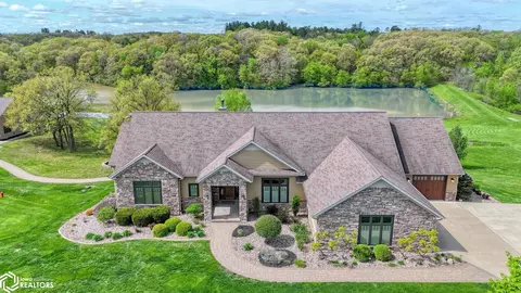 13139 Pearl Ave, Bloomfield, IA 52537