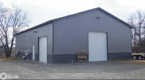 2124 263rd St, Oskaloosa, IA 52577