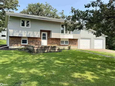 48786 260th Ave, Chariton, IA 50049