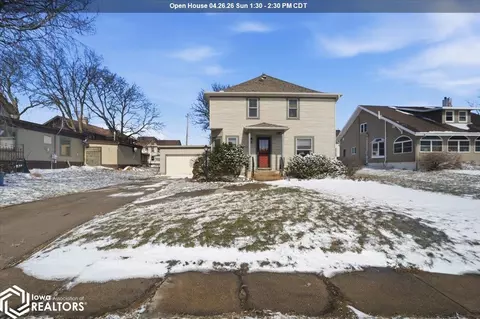 1006 11th Ave, Eldora, IA 50627